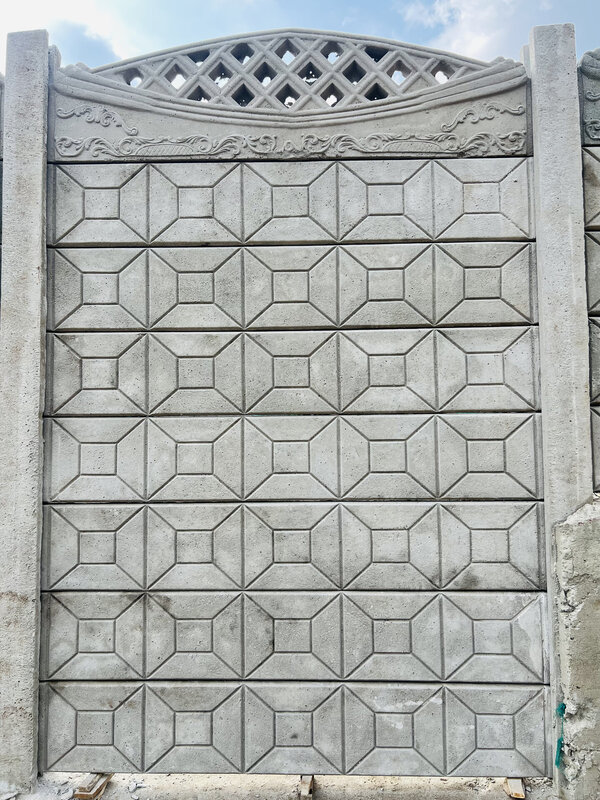 Pre-cast concrete wall installation - photo 8