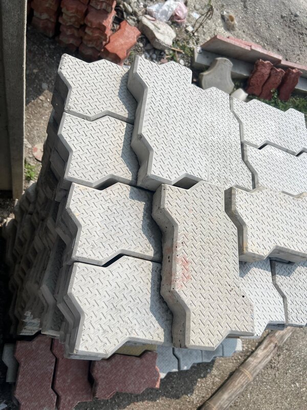 Pre-cast concrete wall installation - photo 23