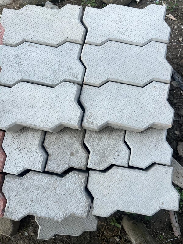 Pre-cast concrete wall installation - photo 26