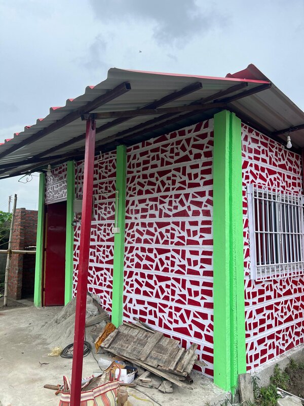 Pre-cast concrete wall installation - photo 30